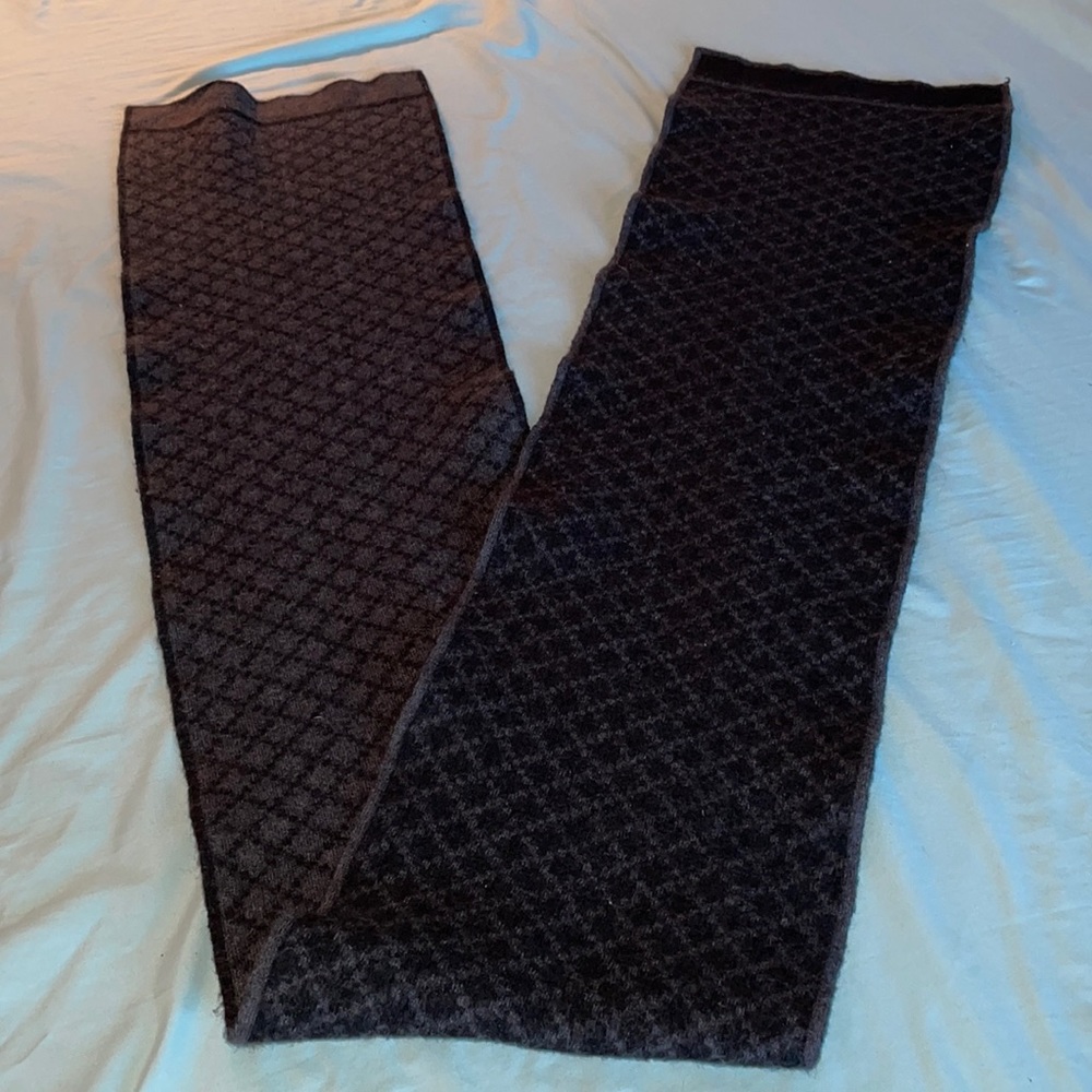 Authentic gucci Diamante wool scarf